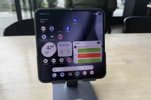 Can the Pixel 10 Pro Fold replace your laptop? I switched to find out