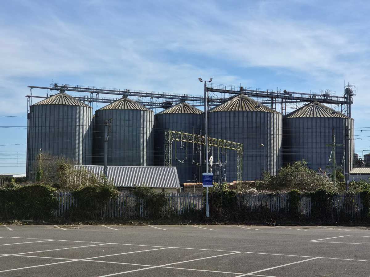 Samsung Galaxy S26 Factory 3x