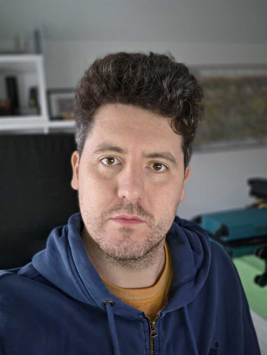 Samsung Galaxy S26 Selfie