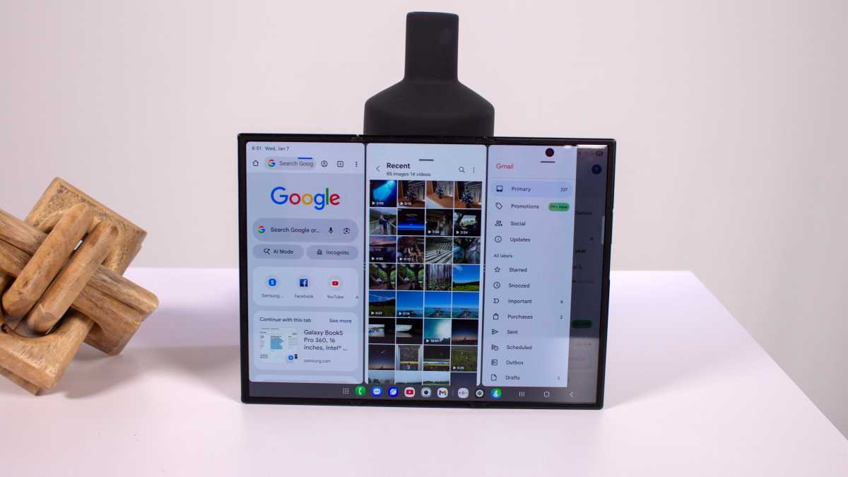 Samsung Galaxy Z TriFold 1