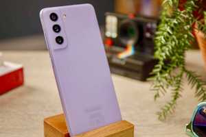 Android 16 reminded me how good a small phone can be