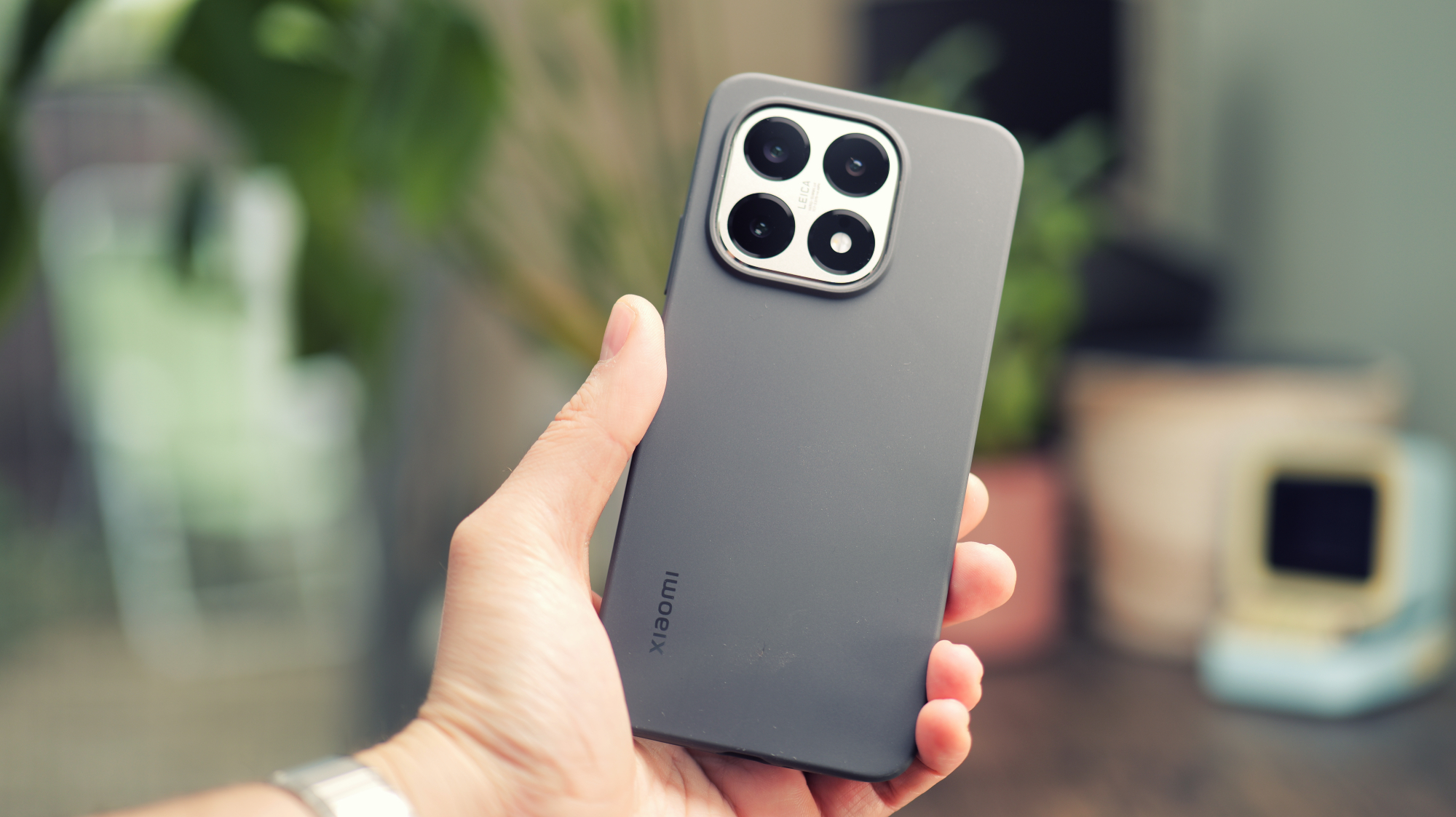 Xiaomi 15T - Best Lower Mid-Range